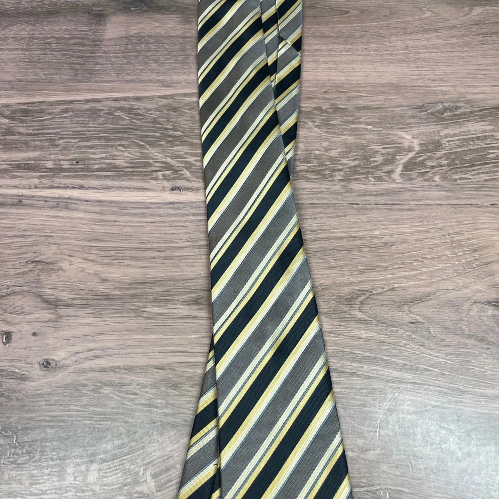 Ivy Crew Necktie Mens Black Gold Grey Striped Handmade Classic Tie